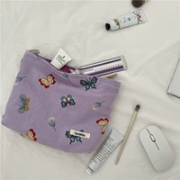 Сиреневая косметичка