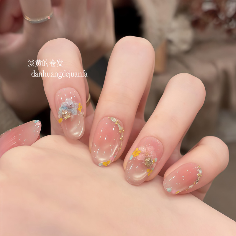 "Golden Thread Flower Notes" Spring Day Gentle Flowers Handmade Nail Art with High-End Sparkling Rhinestones Nude Cat Eye Nail Stickers