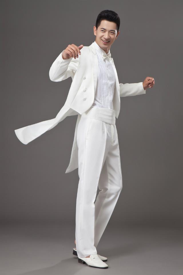 Tuxedo bốn mảnh nam ăn mặc phù hợp với nhạc trưởng ca sĩ chủ nhà trang phục biểu diễn sân khấu dịch vụ nam áo vest nam hàn quốc