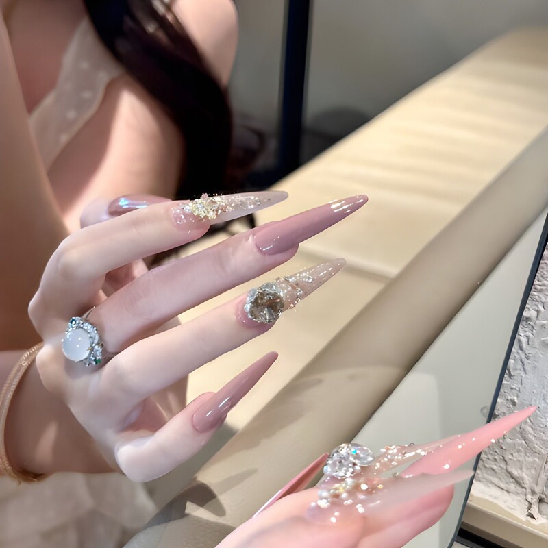 Purely Handmade Pink Wearable Nails with Gentle Pink Champagne Diamond Design, Enhancing Complexion, Elegant and Slender, Long Pointed Style for Autumn and Winter