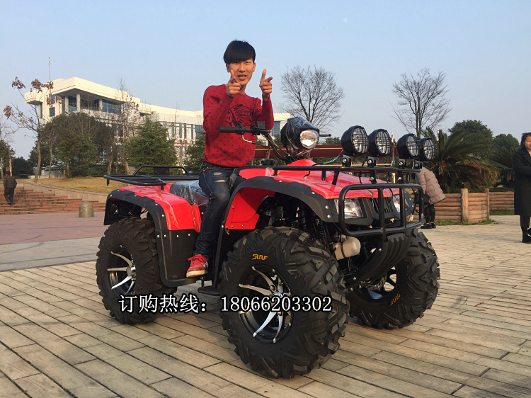 Longding lớn Hummer ATV xe máy bốn bánh off-road Zongshen 150-250 ổ trục cho thuê dự án tốt moto mini honda