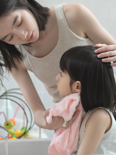 A类安全等级 三利 纯棉 卡通绣花儿童毛巾 30×55cm 混色4条装 天猫优惠券折后￥22.9包邮（￥25.9-3）