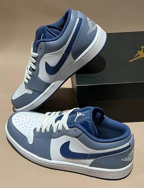 AirJordan1lowAJ1 ເກີບບ້ວງ retro ຕ່ໍາເທິງຂອງຜູ້ຊາຍ navy blue 553558-414