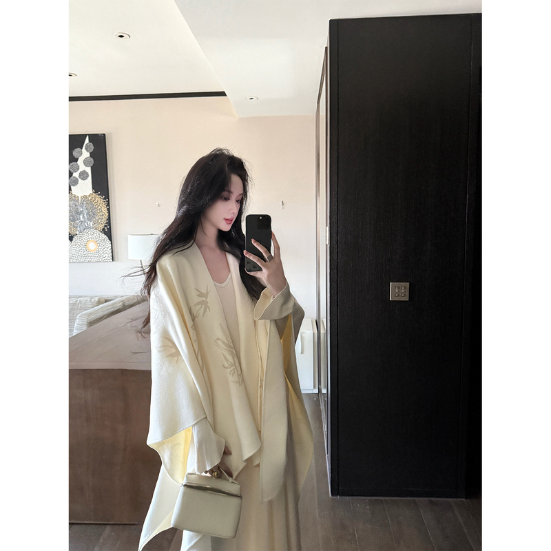 Youwei New Chinese-Style Stunning Deep Winter Coat for Women, Autumn Outerwear, Shawl, Cape, Double-Sided Woolen Coat Youwei New Chinese-Style Stunning Deep Winter Coat for Women, Autumn Outerwear, Shawl, Cape, Double-Sided Woolen Coat