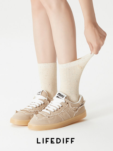 Button Accessories, Colorful Dotted Yarn Mid-Calf Socks, Autumn and Winter Japanese-Style Beige Vertical Stripe Cotton Socks, Spring and Autumn Socks for Women to Pair with Small Leather Shoes