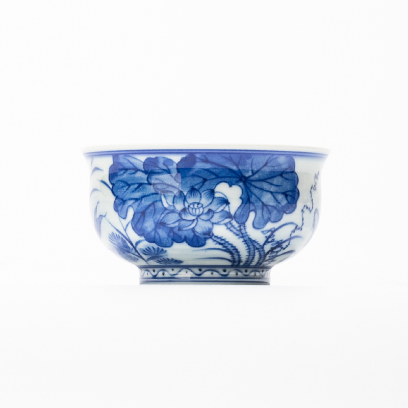 Three blue and white lotus single cup year after year have fish, for the blue and white porcelain sample tea cup host teacups hand - made teacup
