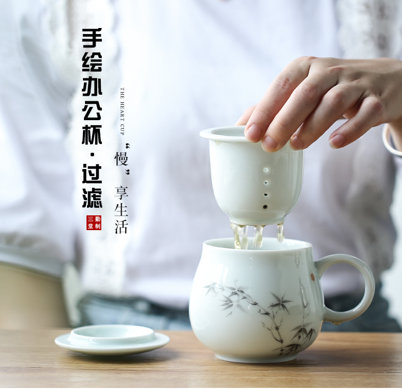 Three frequently hall jingdezhen ceramic cups with cover filter personal keller cups office separation tea cups