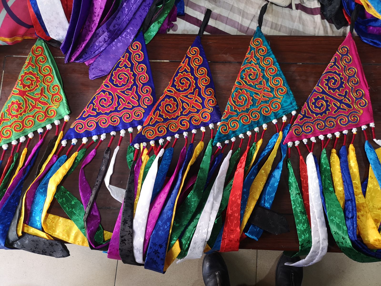 1 Sichuan Great Liangshan Mountain Yi Pocketbook Lady Triangle Bag Cigarette Bag Pure Handmade Cloth Art Wallet Women's Clothing Adornment