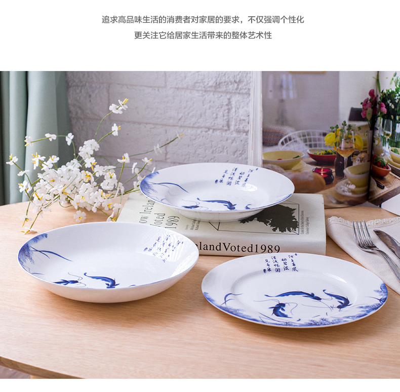 Jingdezhen blue and white porcelain plate plate ipads porcelain dish dish dish more tray was home every year