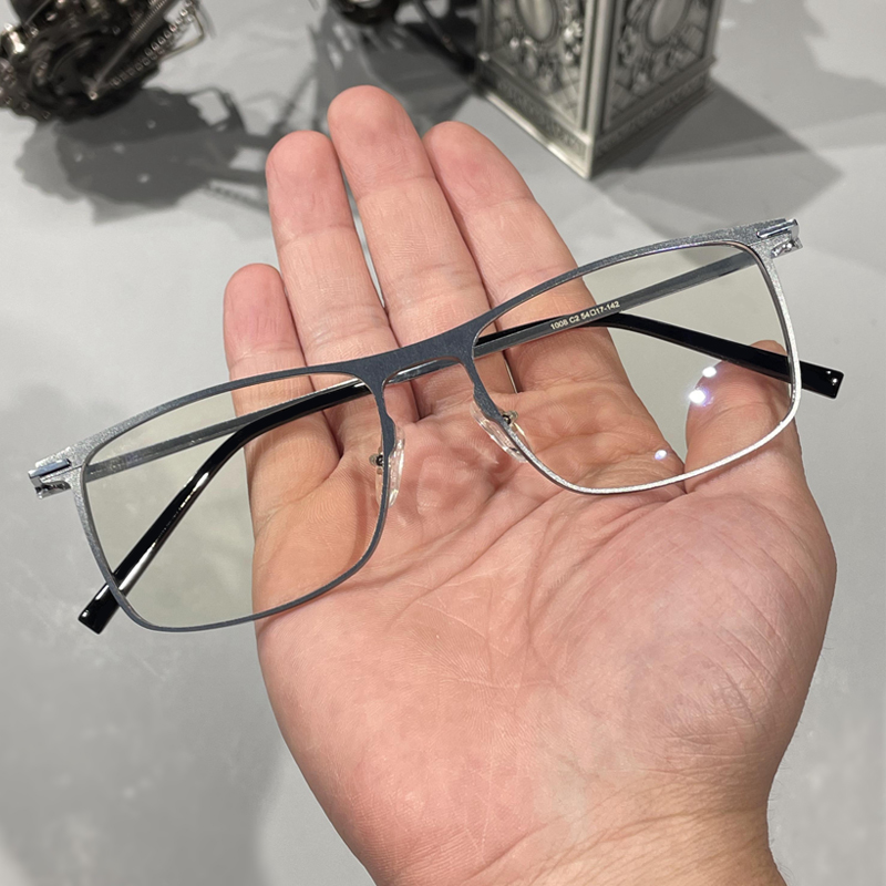 Myopia ultra light glasses frame frame male INS wind round face can match lens high-grade small frame black retro eyes frame