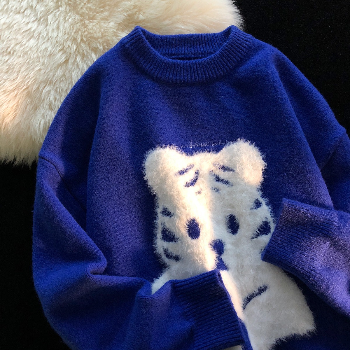 Klein blue milk sweet cool cute tiger soft waxy sweater women's autumn and winter loose chic Hong Kong style sweater