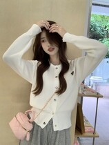 White Raccoons Suede Loving Knit Cardigan Hooded Sweater Jacket Woman Fall Design Sensation Small Crowdsourced Superior Blouse