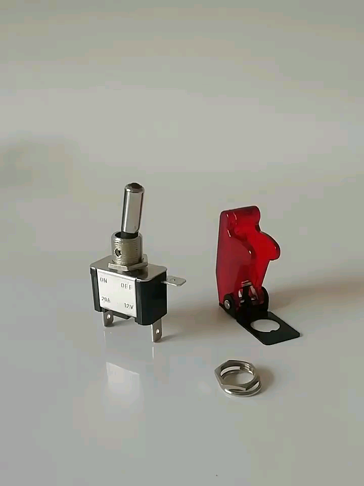 该开关可以让你的车灯秒变“科幻片现场”？实正正不是黑方法。