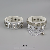 Белый набор с двумя частями (скелет + звезды)