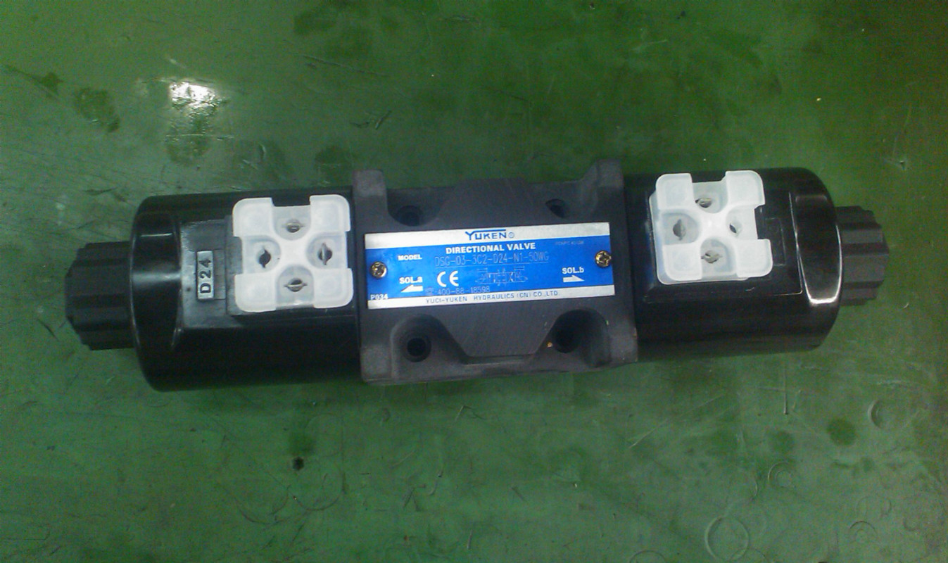 YUCKEN hydraulic valve electromagnetic reversing valve elm oil DSG-03-3C DSG-03-3C D24 A240 A240 supply