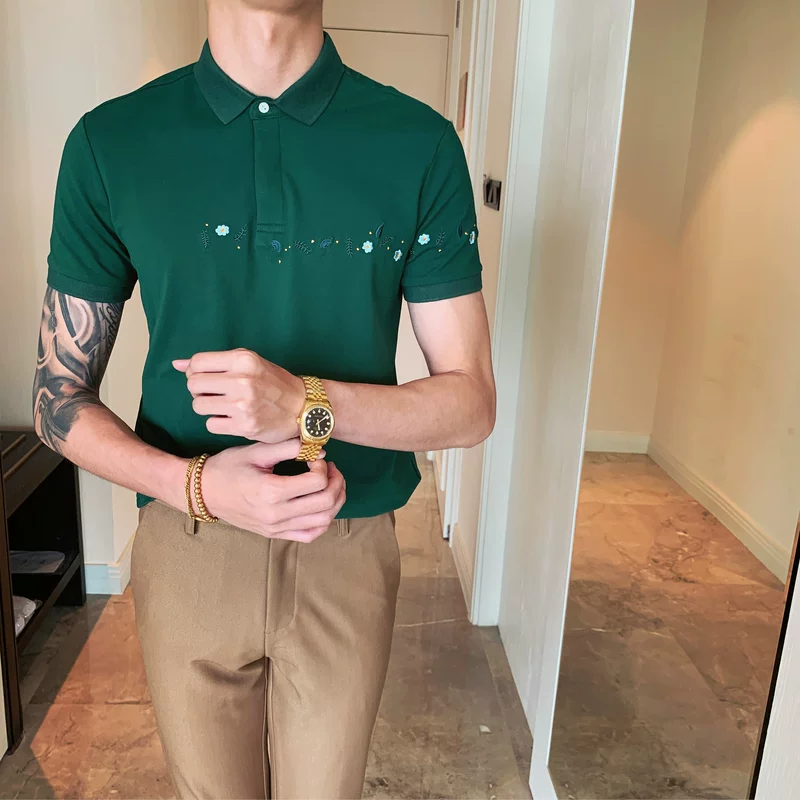 Mùa hè Hàn Quốc Nam nhỏ Ve áo ngắn tay áo thêu POLO Thời trang Giới trẻ Nhật Bản Áo thun Nhật Bản Áo thun thủy triều Hàn Quốc - Polo áo thun có cổ