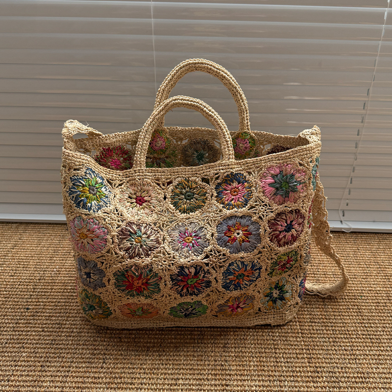 26 New Raffia Hand-Woven Bags, Hand-Held Crossbody Bags for Women, Colorful Floral Shoulder Bags, Vacation Style Straw Woven Bags