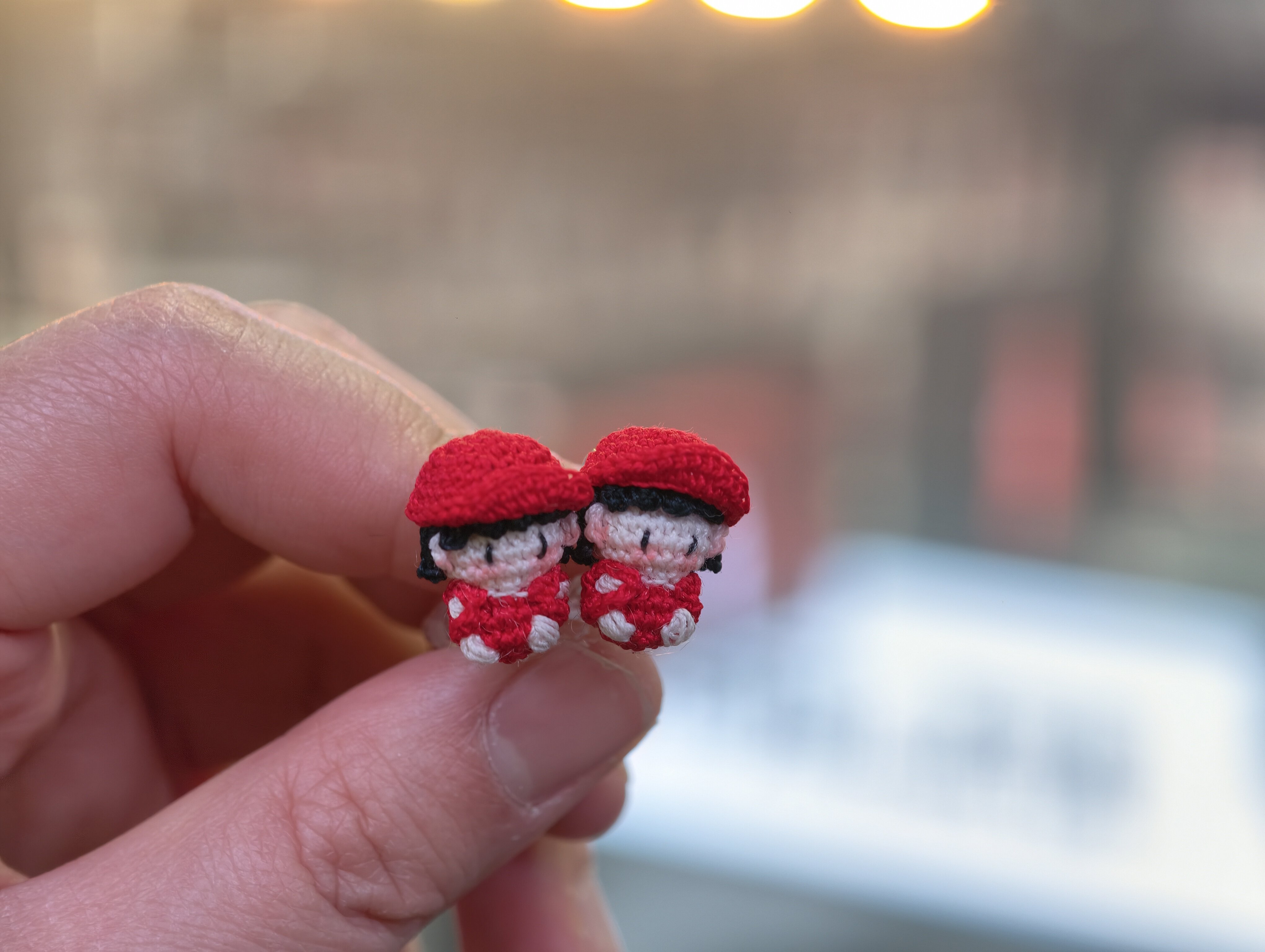 李玉春のチャイナレッドデザイン マイクロフックピアス