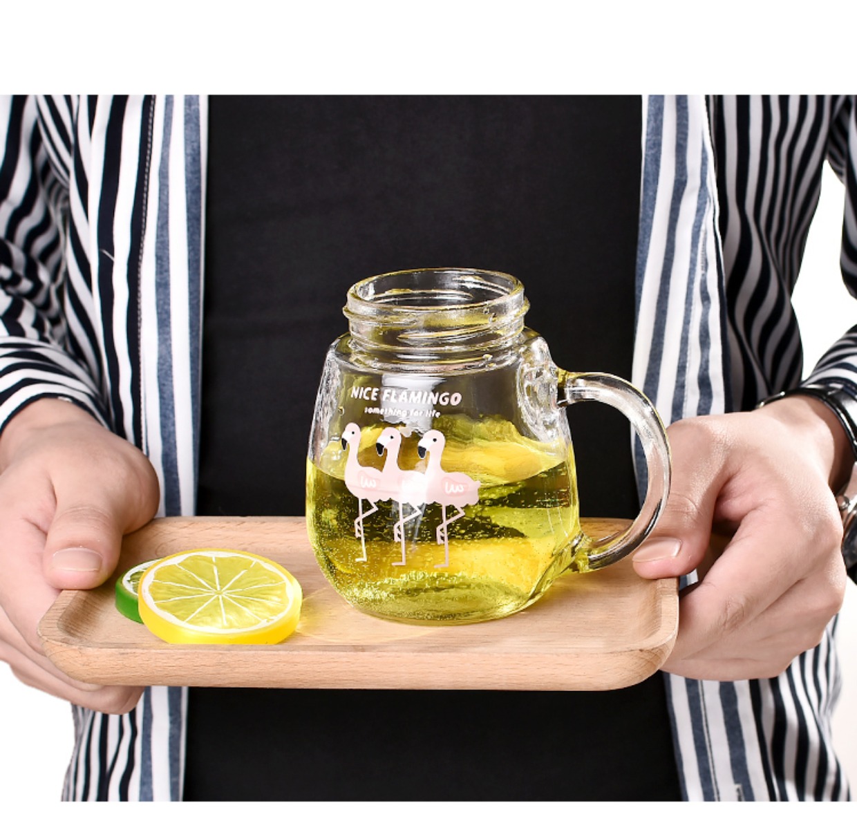 Kính phiên bản tiếng Hàn của em gái mềm mại của Penguin Penguin Cup Nữ sinh dễ thương nhỏ cầm tay cầm cốc nước tươi bình lock and lock
