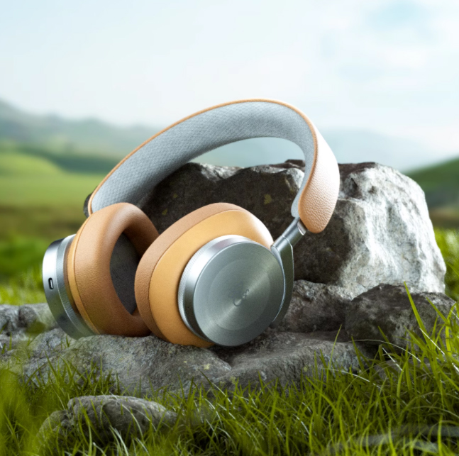 C4D户外草地岩石头戴式耳机3D模型场景OC渲染工程