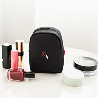 Черная помада