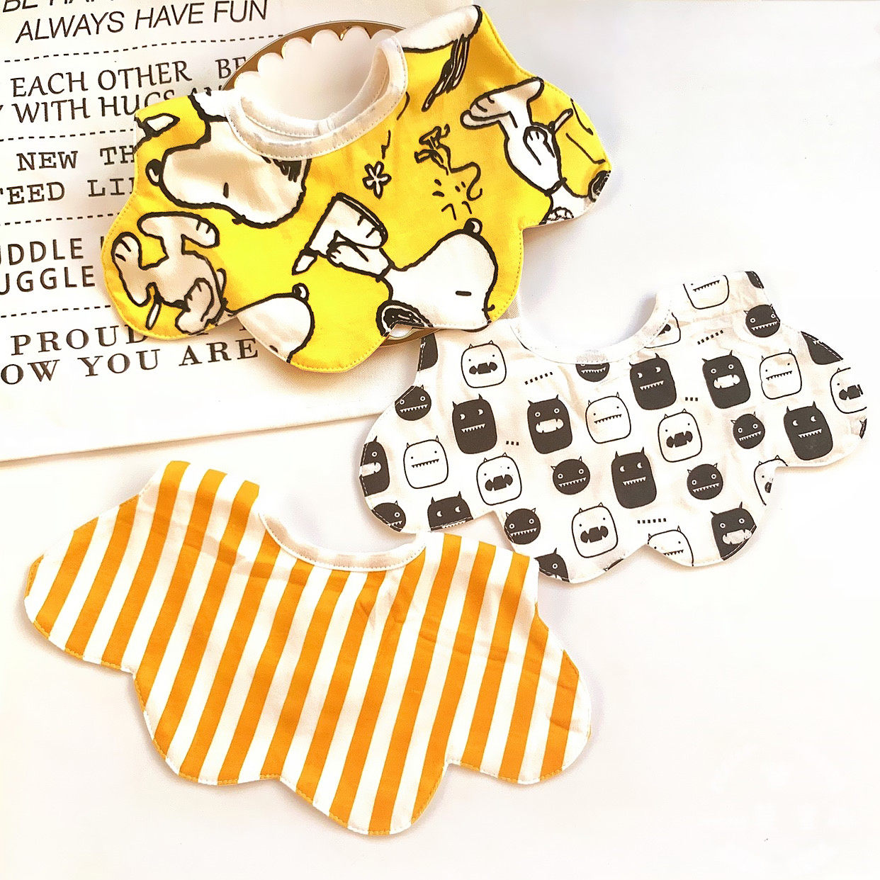 Han Prints baby walled pocket pure cotton baby saliva towel freshman child 3 dress anti-tween milk cartoon petal surrounding pocket