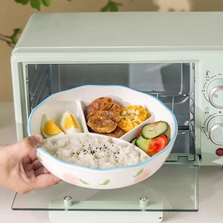 Ceramic Four-Compartment Dinner Plate with Lid, Microwaveable, Suitable for Adults to Control Portion Sizes, Suitable for Home or Cafeteria Use Ceramic Four-Compartment Dinner Plate with Lid, Microwaveable, Suitable for Adults to Control Portion Sizes, Suitable for Home or Cafeteria Use