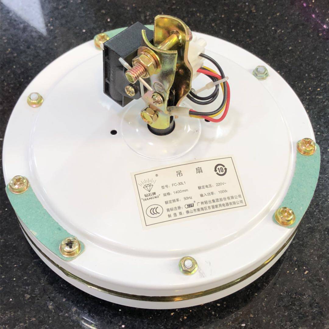 Потолочный вентилятор 钻石吊扇铁叶56寸三五叶白绿色工业家用客厅餐厅吊式电风扇1400mm