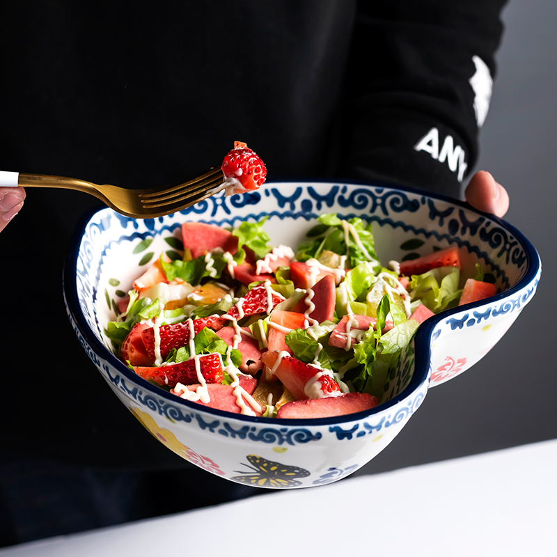 Nordic creative heart - shaped bowl hand - made tableware ceramic bowl contracted to use under the glaze color move household jobs large salad bowl