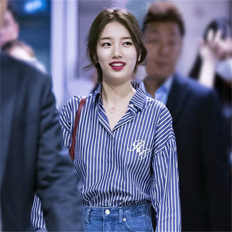 Star same shirt woman 2022 Autumn fit new Korean version easy to hit bottom vertical stripe chic shirt blouses woman