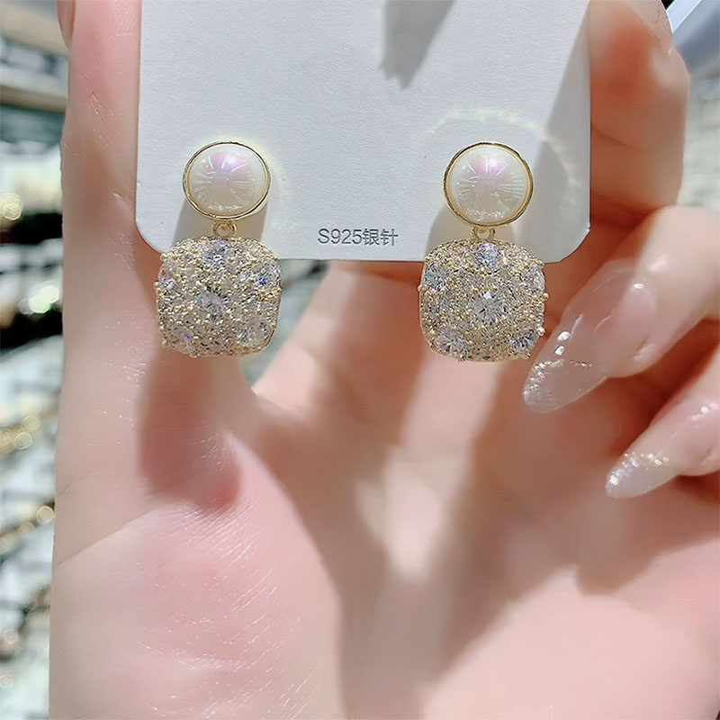 Гвоздики s925银针高级感白色珍珠耳环2025新款潮满钻方形耳针方块耳坠耳饰 OTHER