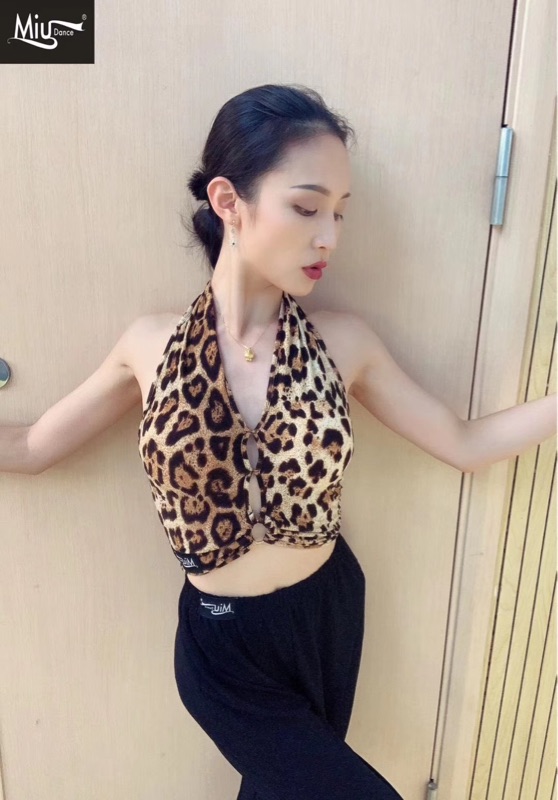 Amanda dance suit Miu013BAO WEN Beauty back top umbilical design pants Leg length practice suit Latin dance