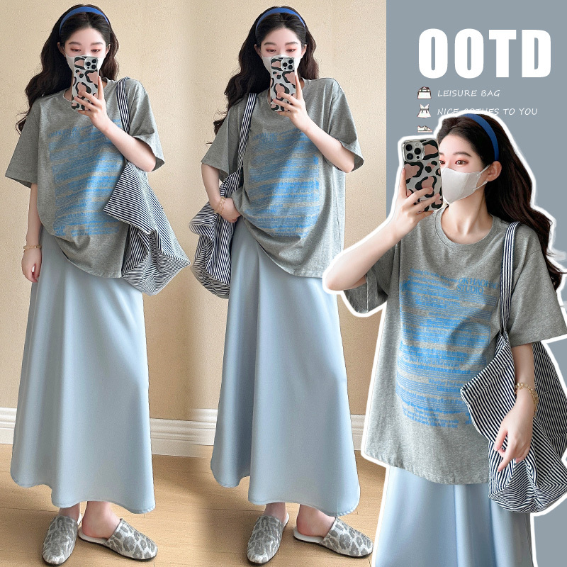 Maternity Summer Outfit Set, French-Style Lazy Style T-Shirt and Skirt, Summer Two-Piece Set That Doesn'T Make You Look Pregnant Maternity Summer Outfit Set, French-Style Lazy Style T-Shirt and Skirt, Summer Two-Piece Set That Doesn'T Make You Look Pregnant