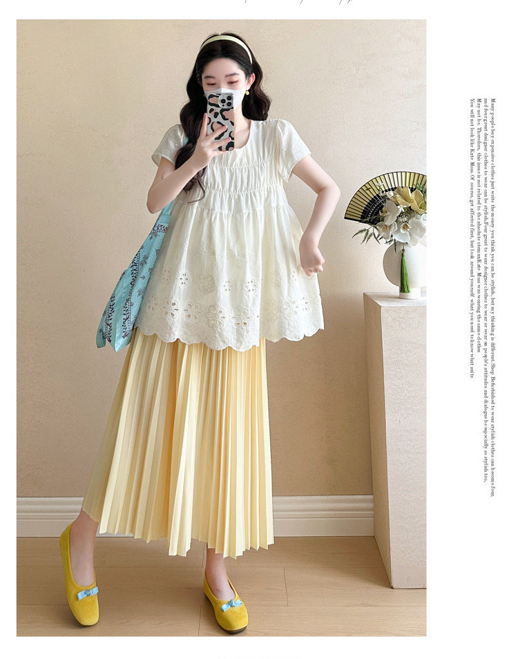Maternity Summer Outfit 2026 New Style for Pregnant Moms, High-End Lace Top and Pleated Skirt Two-Piece Set for Summer — 17