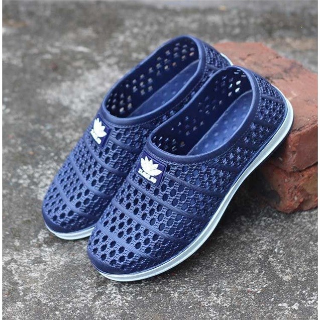 Anti-slip dongle shoes for men and women Summer students beach shoes lovers thick bottom Baotou Breathable Large Size Casual Sandal Sloppy Shoes