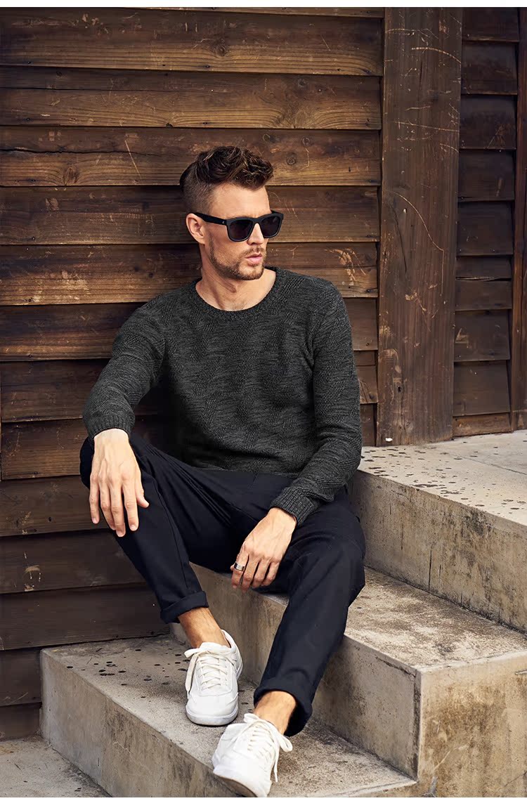 Anh Jubilee Mùa đông nam Cổ tròn Áo len cổ lọ Áo len Giới trẻ Xu hướng Áo len ấm áp áo sweater nam