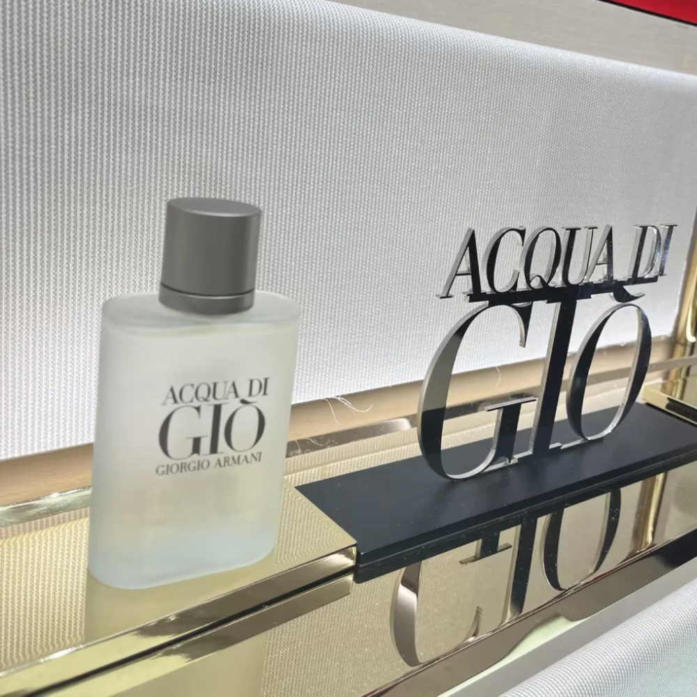 王嘉尔同款！Armani阿玛尼寄情男士香水，水生芳香调的极致演绎_香水_