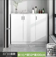 110 в длину, 50 в глубину, 100 в высоту, три двери и три этажа.