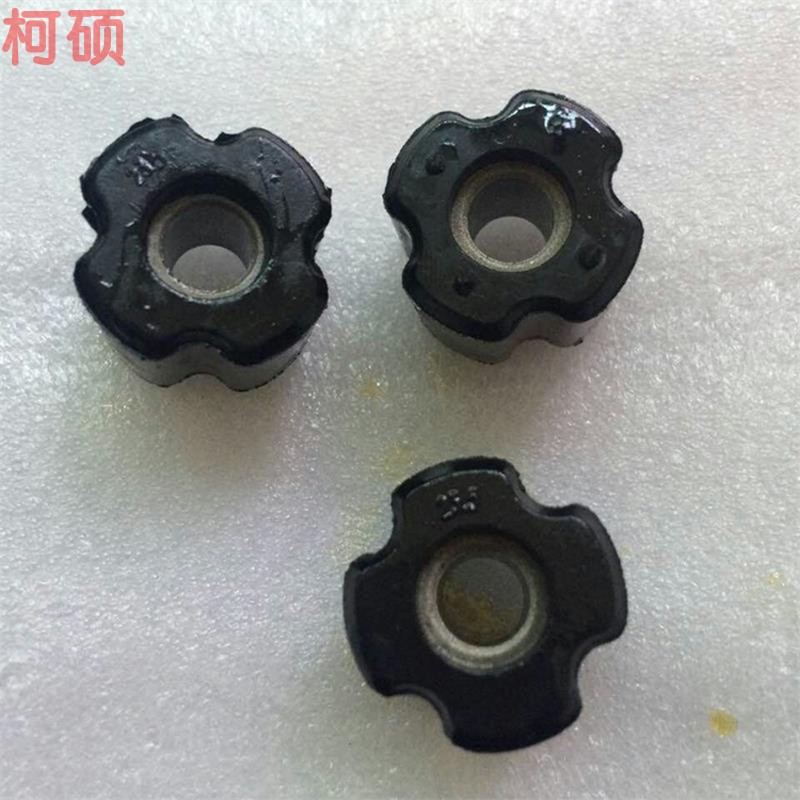 Máy cắt cỏ bốn thì ngô ngô gặt đập mang dầu làm vườn cung cấp bàn chải cắt ống nhôm ống lót chậu trồng rau