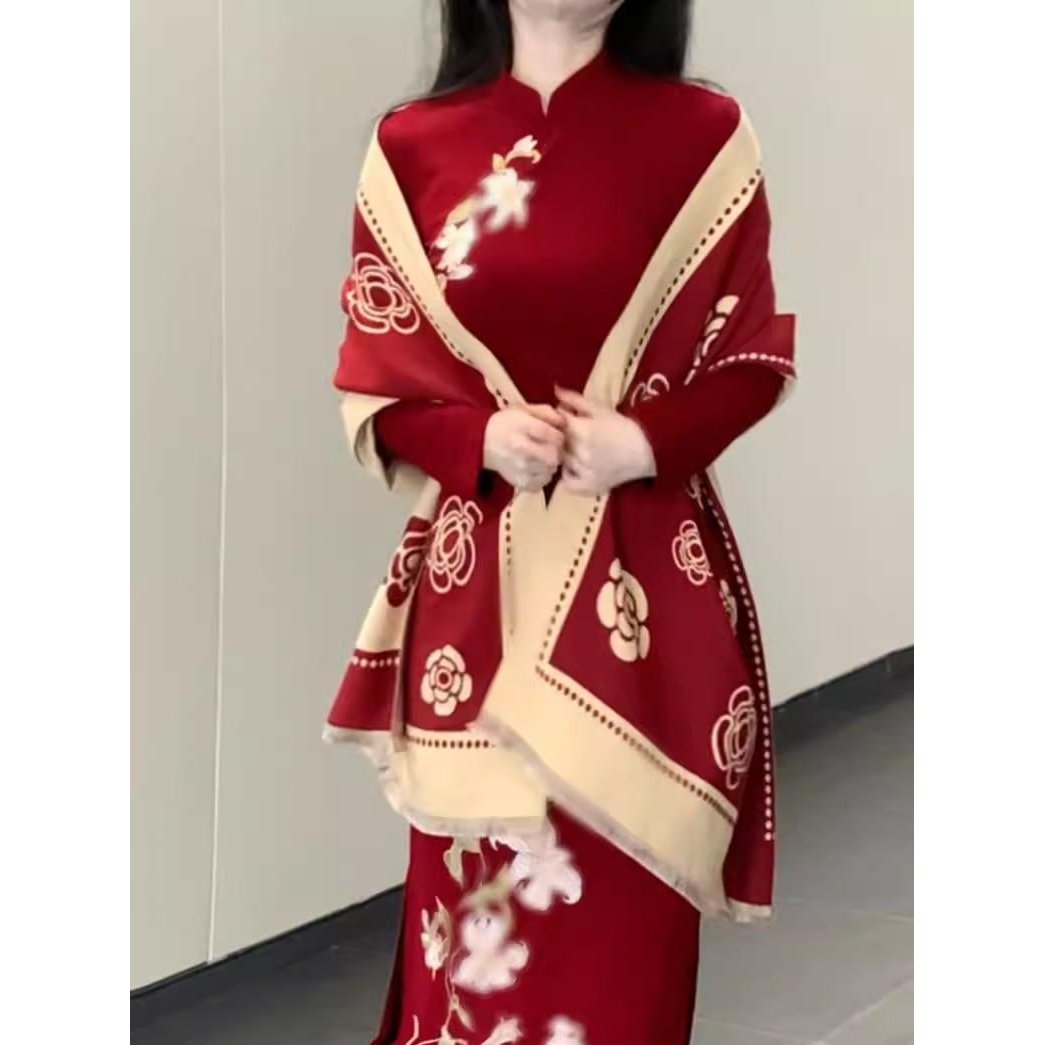 Xiaoxiangfeng red dual-purpose scarf with wedding engagement dress  cheongsam shawl for women autumn and winter camellia warm double-sided