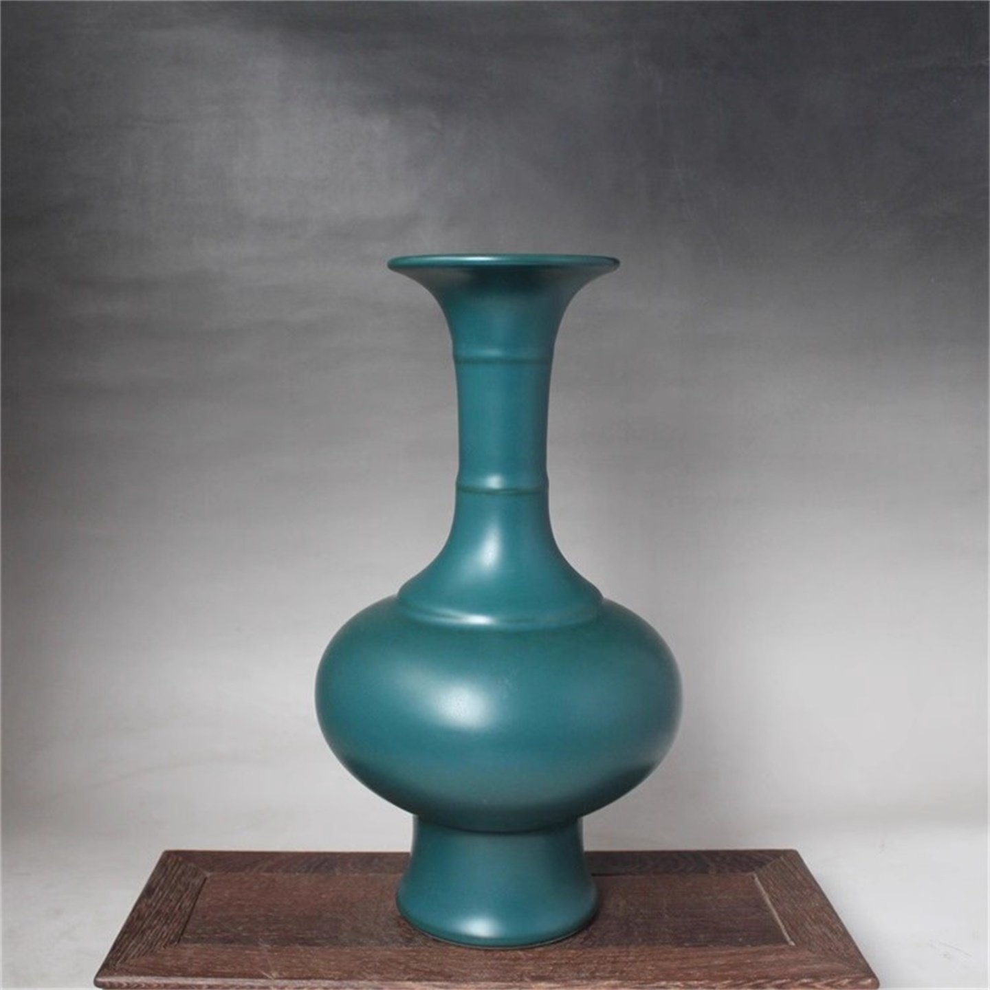 中国古美術 清雍正款 孔雀青釉 暗刻 花瓶 広口壺 古陶磁 骨董品 唐物 古玩 中国古美術 清雍正款 孔雀青釉 暗刻 花瓶 広口壺 古陶磁 骨董品 唐物