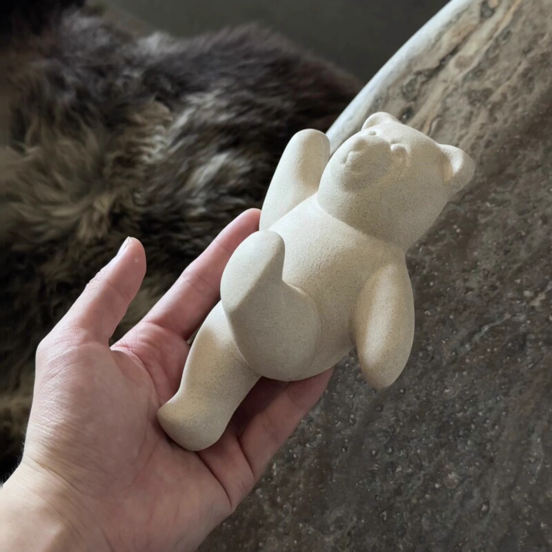 Cute Bear Creative Multi-Purpose Hook Incense Holder Simple Nordic Strong Load-Bearing Durable for Hanging Bags, Clothes, and Earphones