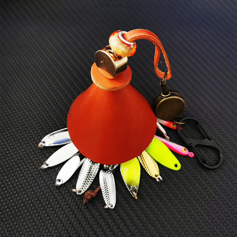 Enlightaing Luoja Luia Carpenter New products Micromateria stream Horse mouth bell Bell Ladle Bull Leather Sequin sequin Bait Containing False Bait Fishing-Taobao