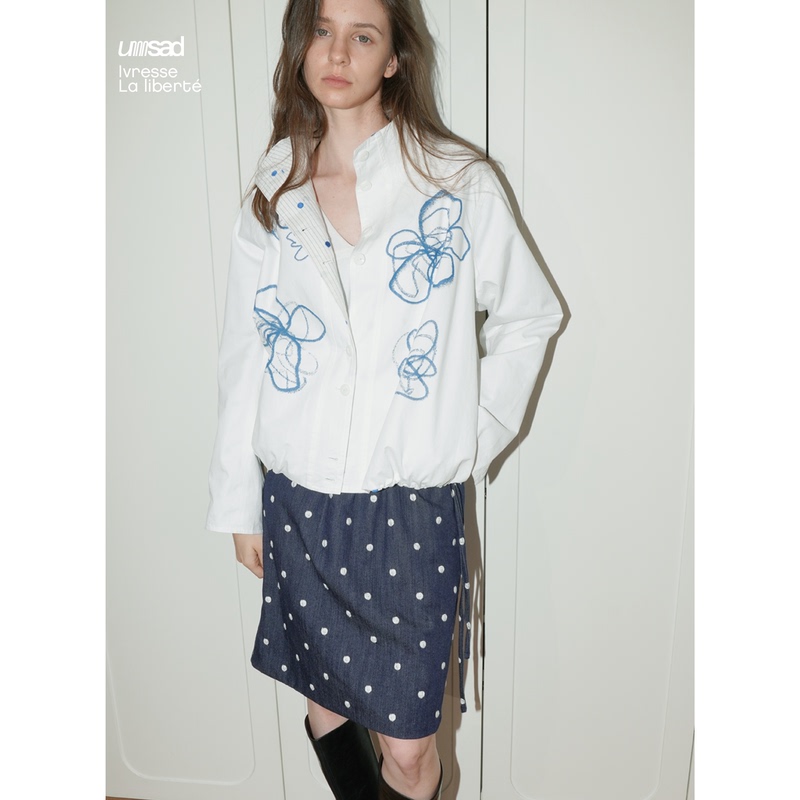 Unnnsad Reversible White Lapel Button-Up Jacket with Polka Dot Embroidery Floral Loose Fit Puff Hem Jacket Top