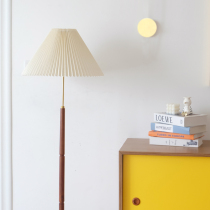 Nordic minimalist pleated retro floor lamp light luxury living room Net red vertical lamp French art bedroom atmosphere light