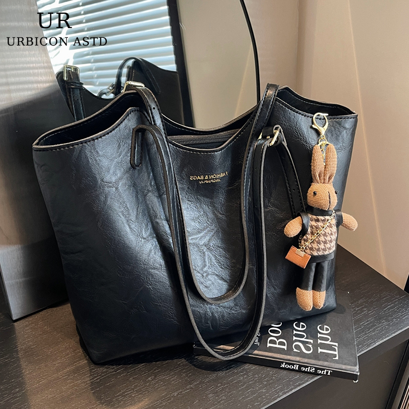 High-End Large-Capacity Bag for Women 2026 New Light Luxury Niche Shoulder Bag Autumn and Winter Versatile Commuter Tote Bag High-End Large-Capacity Bag for Women 2026 New Light Luxury Niche Shoulder Bag Autumn and Winter Versatile Commuter Tote Bag