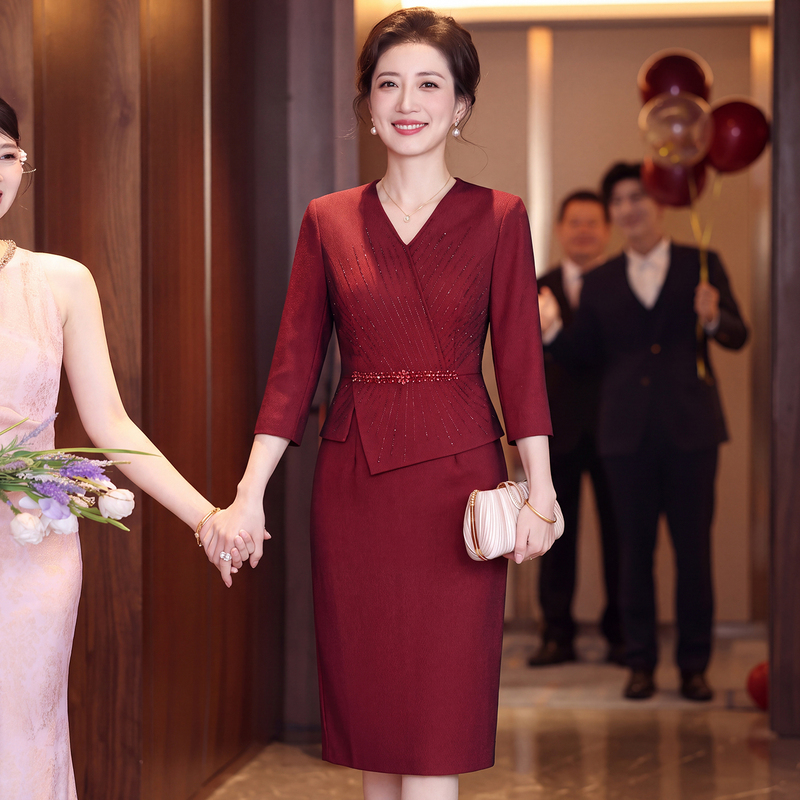 Wedding Banquet Dress for Petite Mothers, Chinese-Style Cheongsam, 2026 New Model, Young Mother-In-Law Outfit, Fake Two-Piece Wedding Dress Wedding Banquet Dress for Petite Mothers, Chinese-Style Cheongsam, 2026 New Model, Young Mother-In-Law Outfit, Fake Two-Piece Wedding Dress
