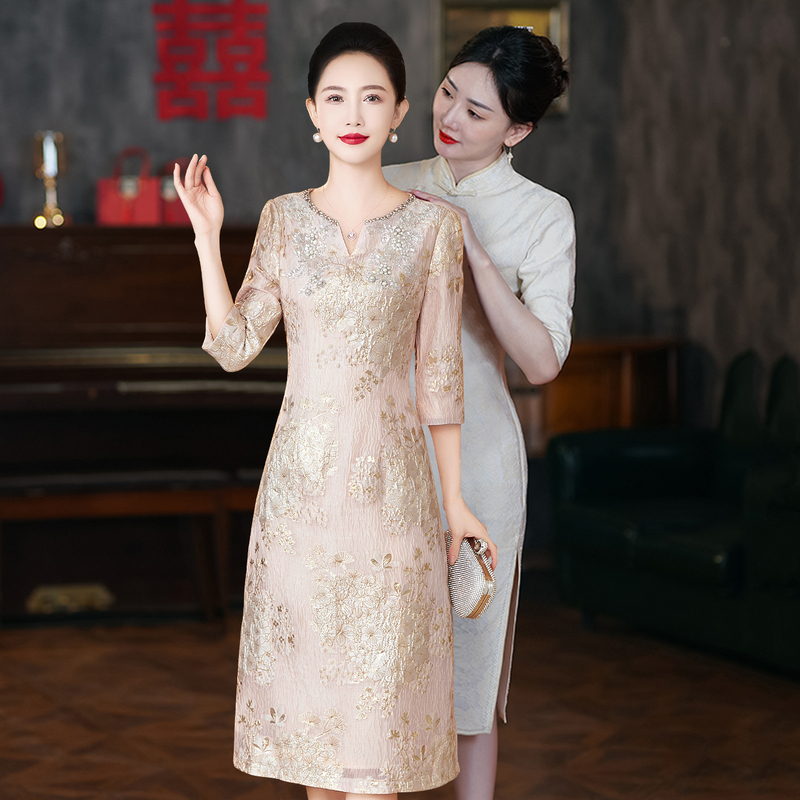 Mother-In-Law Wedding Banquet Outfit 2026 New Dress for the Bride's Mother, Mother-In-Law, Wedding Mother's Evening Dress to Cover the Belly