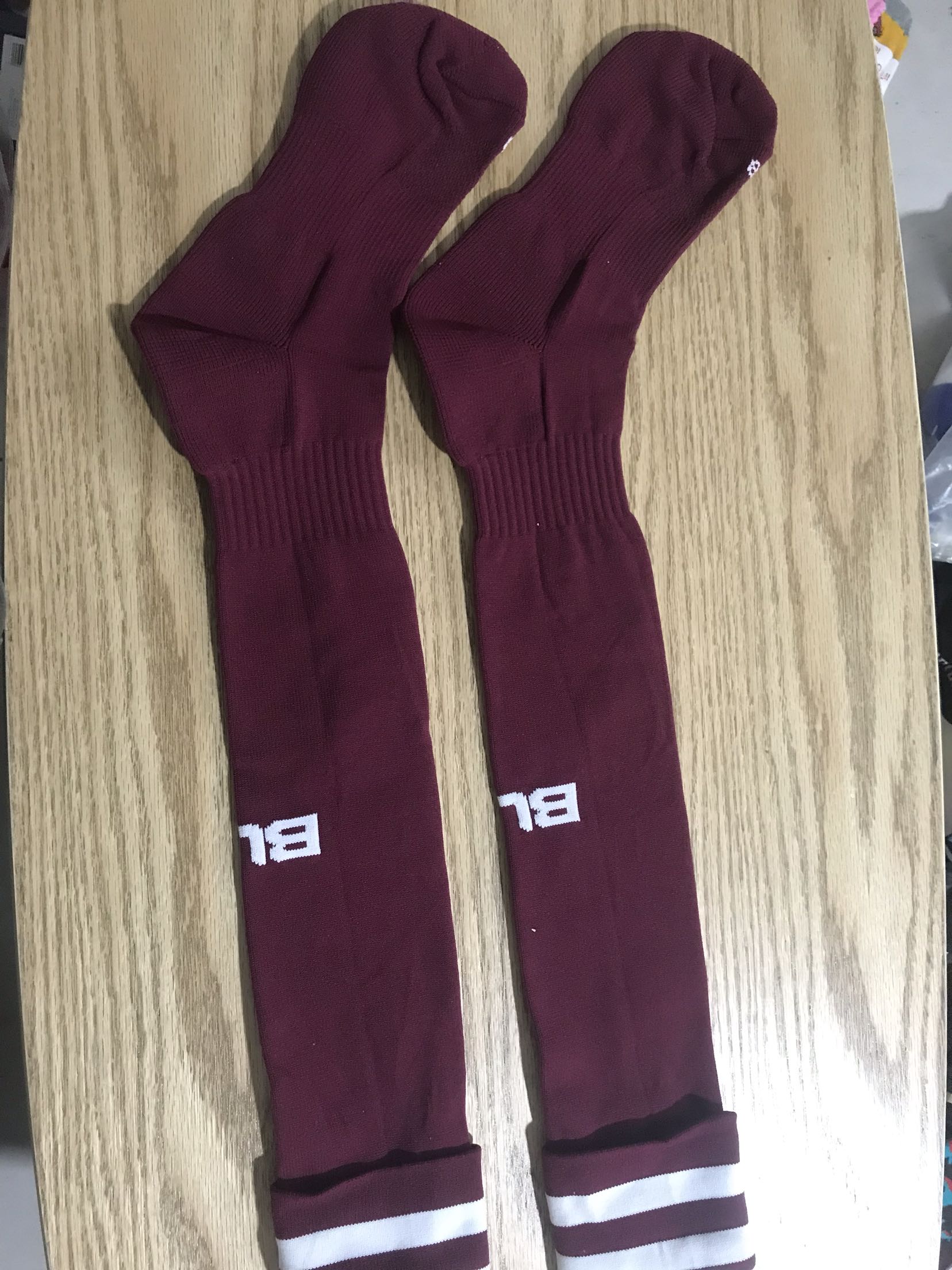 Export plus size burgundy speed soccer socks