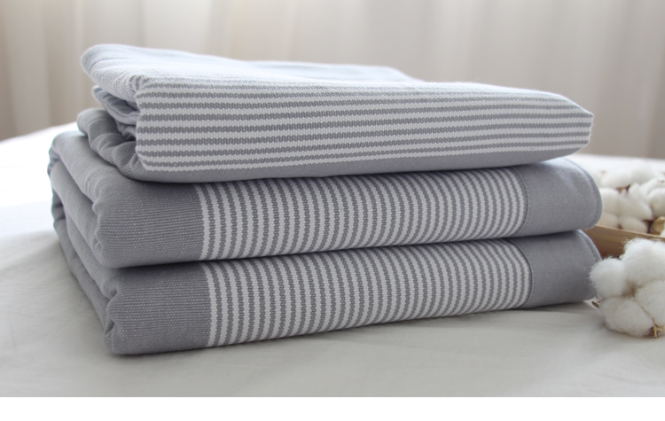 Lu Ju Shi cotton cũ vải thô / mùa dày chăn bông ba mảnh gói văn học nhỏ xuất khẩu tươi - Thảm mùa hè nệm nước em bé